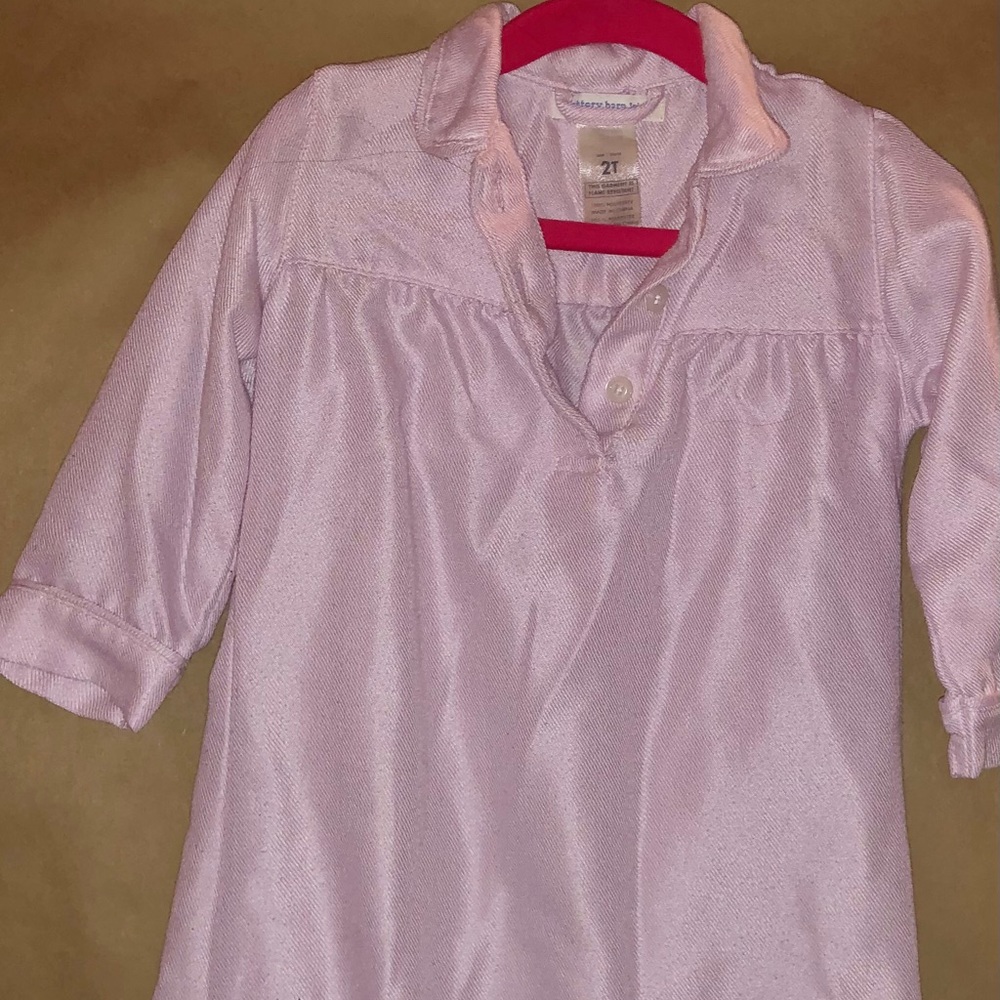 💗 5 for $25 Pottery Barn Kids Pink nightgown 2T